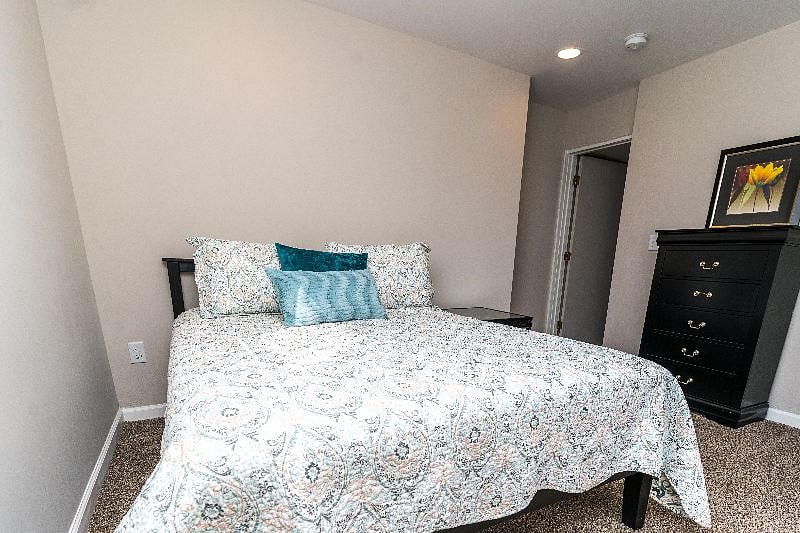 Furnished Finder property 560631_1 photo 7