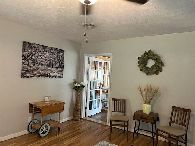 Living room - door to den/entertainment room.