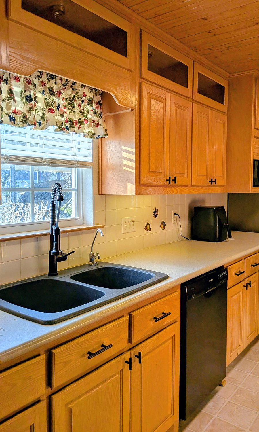 Furnished Finder property 560643_1 photo 12