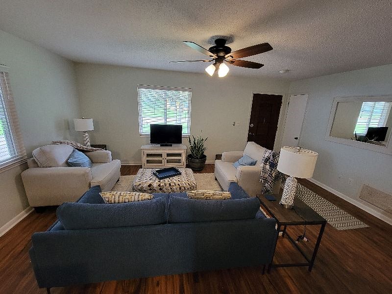 Furnished Finder property 560681_1 photo 3