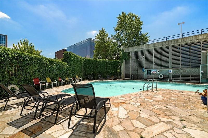 Furnished Finder property 560729_1 photo 28