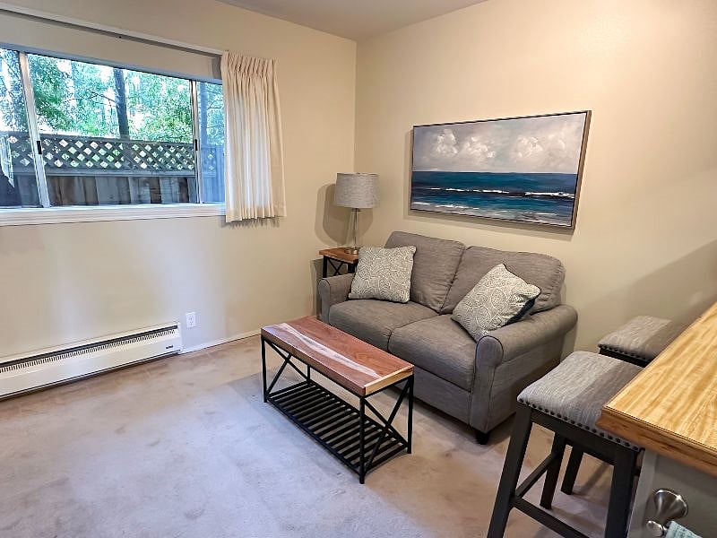 Furnished Finder property 560759_1 photo 3