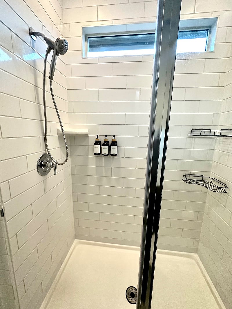 Furnished Finder property 560760_1 photo 13