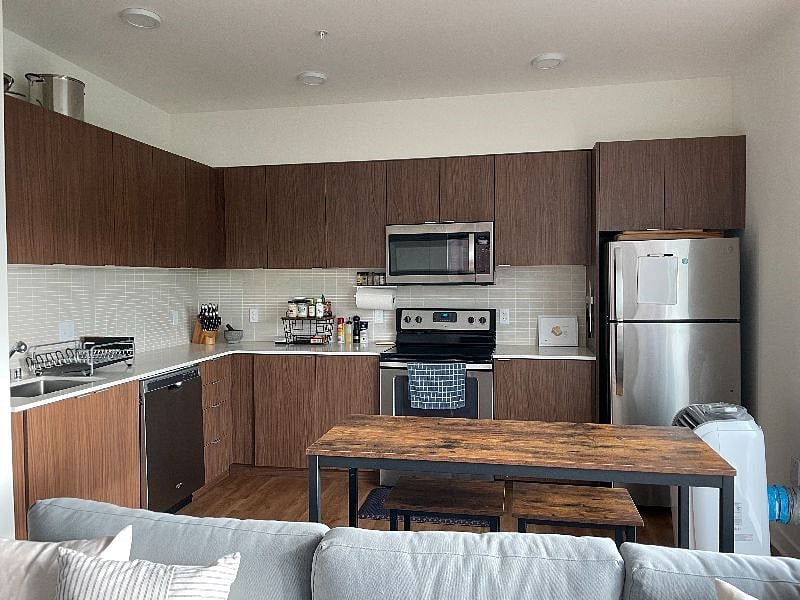 Furnished Finder property 560779_1 photo 3