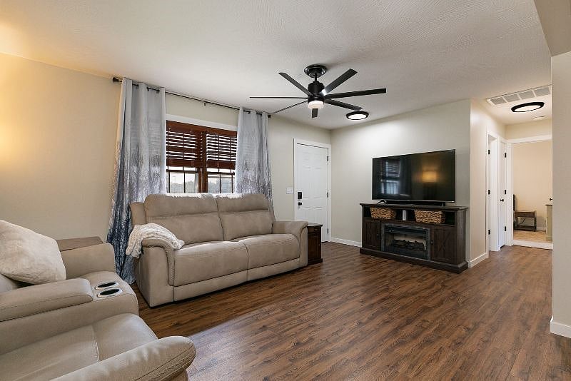 Furnished Finder property 560794_1 photo 5