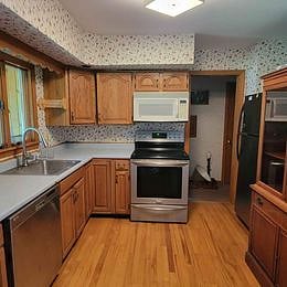 Furnished Finder property 560808_1 photo 2