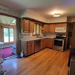 Furnished Finder property 560808_1 photo 3