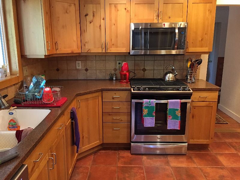 Furnished Finder property 560818_1 photo 3