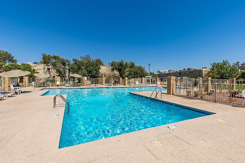 Furnished Finder property 560837_1 photo 7