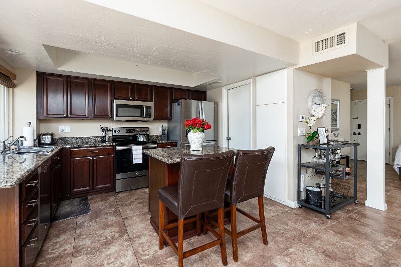Furnished Finder property 560837_1 photo 4