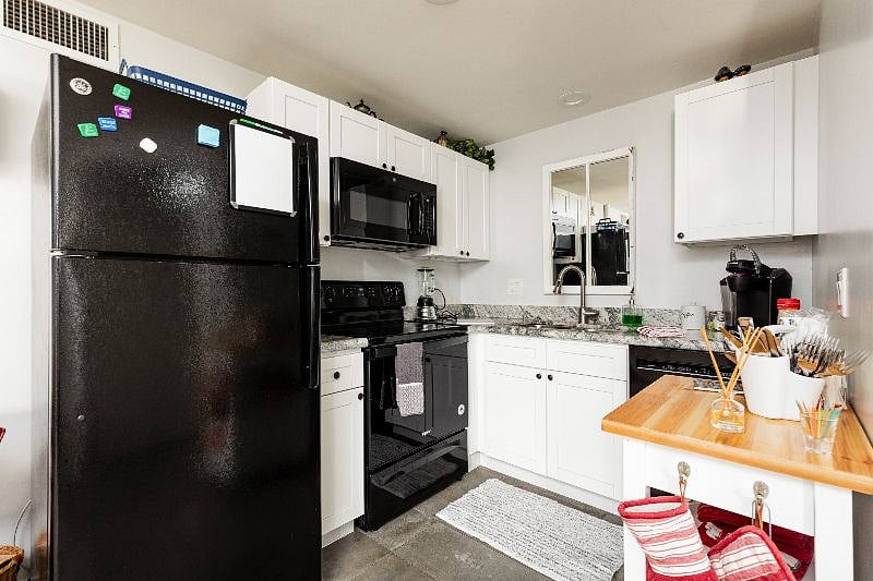 Furnished Finder property 560848_1 photo 5