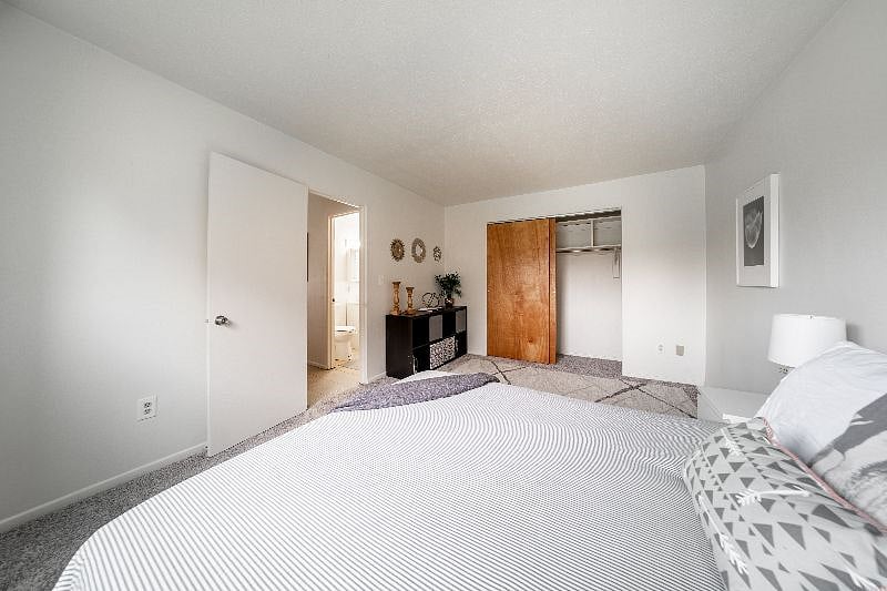 Furnished Finder property 560857_1 photo 17