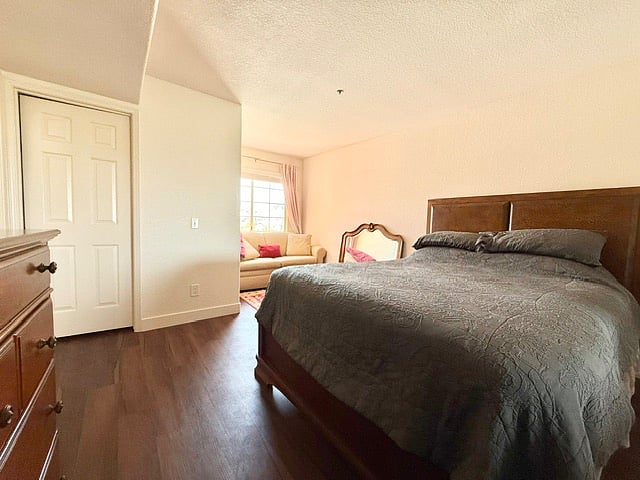 Furnished Finder property 560864_1 photo 8