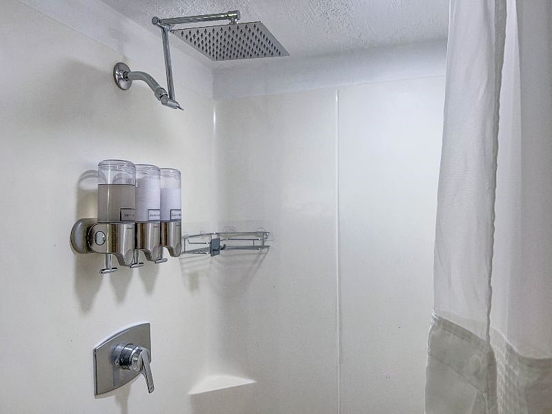 Furnished Finder property 560890_1 photo 7