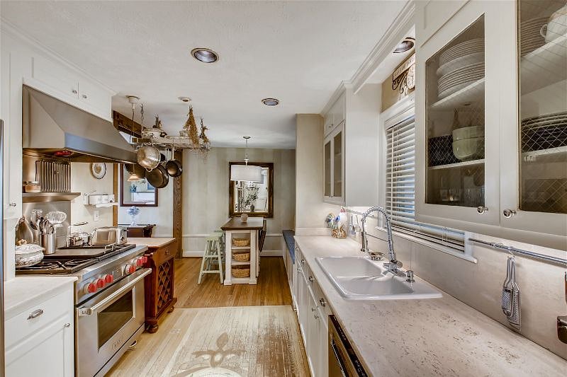 Furnished Finder property 560891_1 photo 5