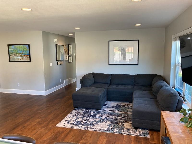 Furnished Finder property 560906_1 photo 13