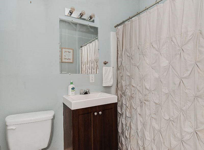 Furnished Finder property 560928_1 photo 8