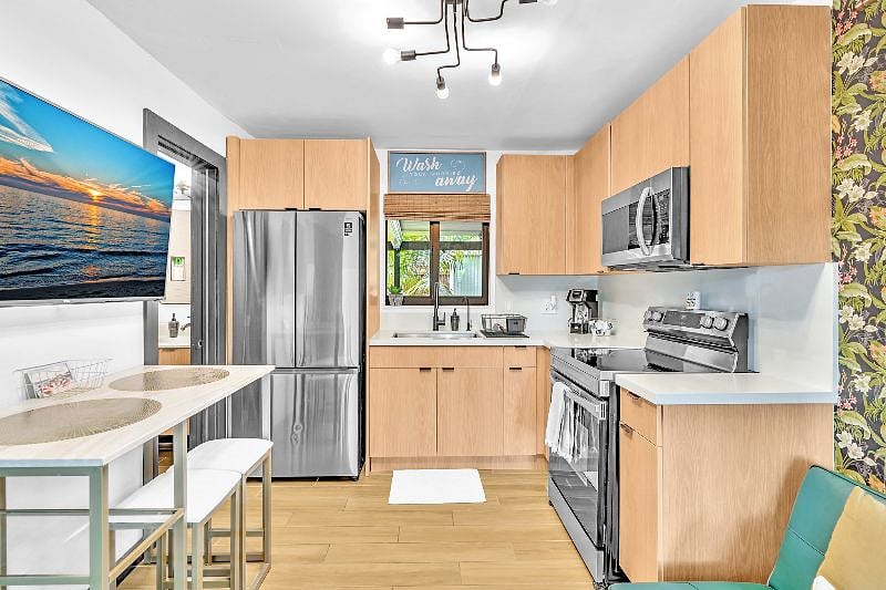 Furnished Finder property 560935_1 photo 3