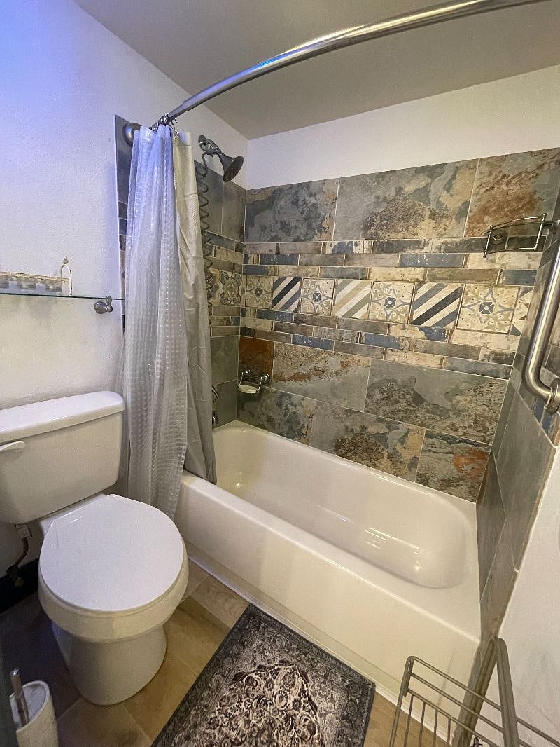 Furnished Finder property 560954_1 photo 15