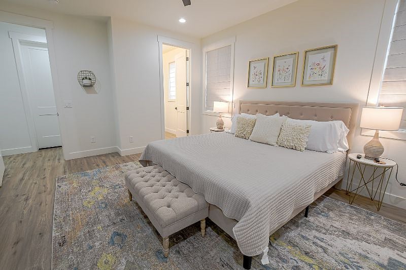 Furnished Finder property 560982_1 photo 11
