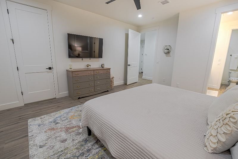 Furnished Finder property 560982_1 photo 12