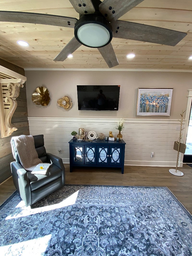 Furnished Finder property 560988_1 photo 3