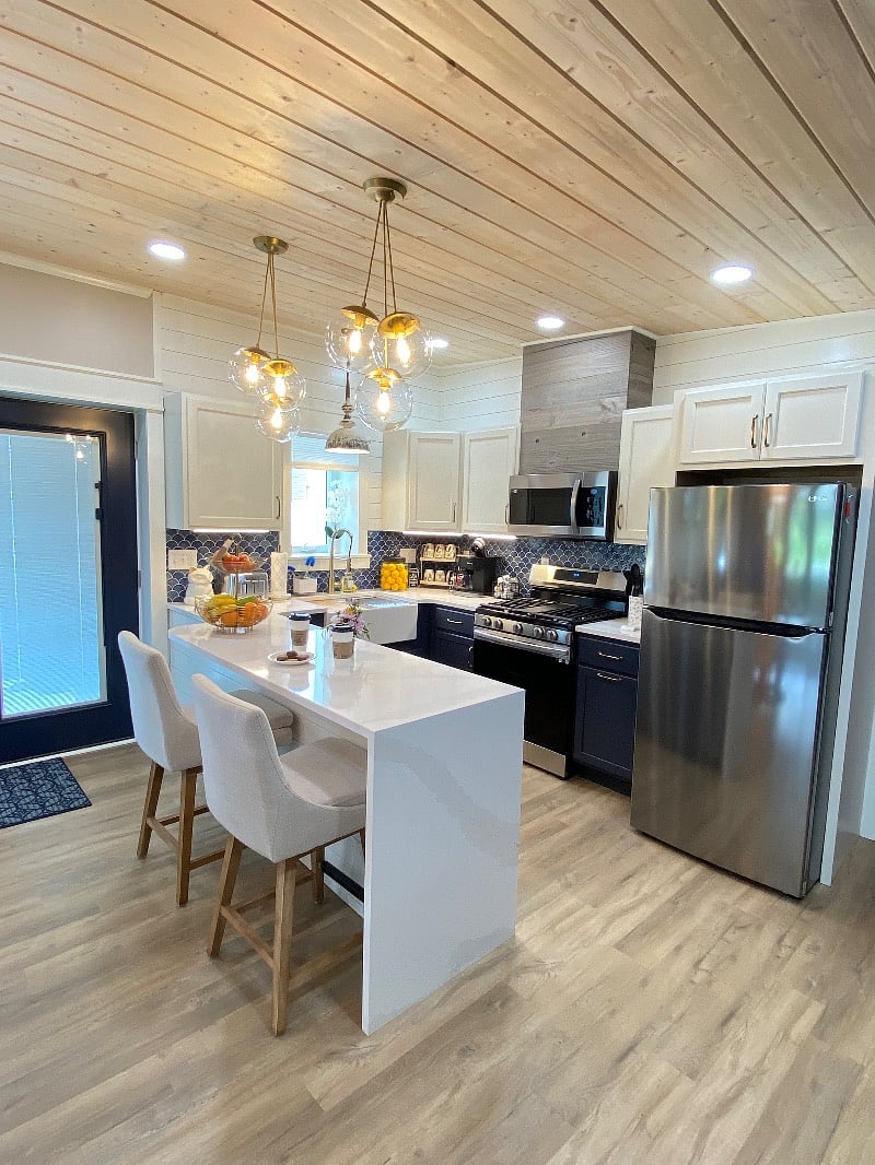 Furnished Finder property 560988_1 photo 9