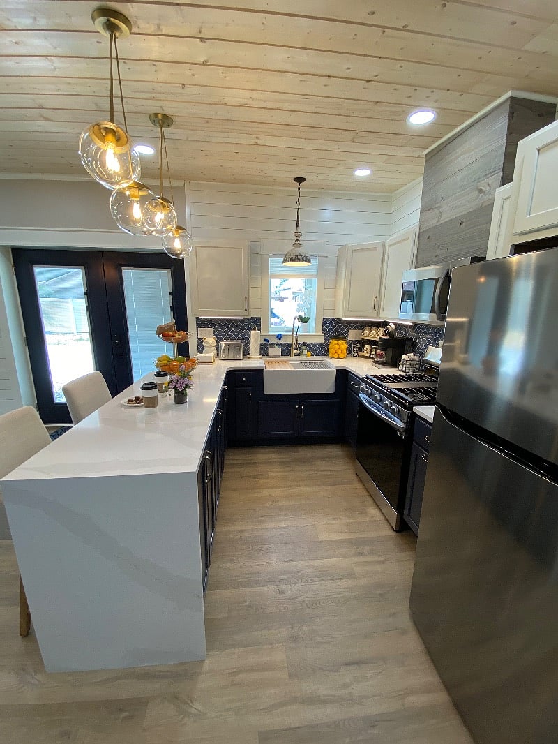 Furnished Finder property 560988_1 photo 12