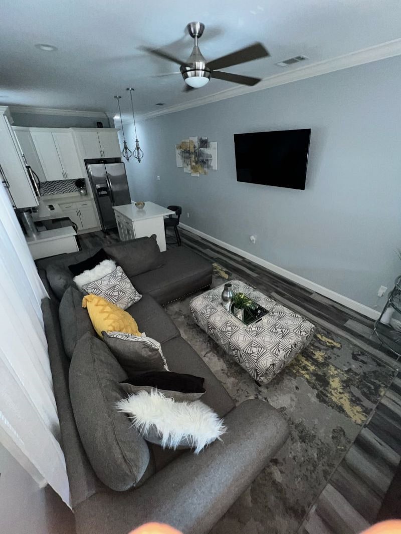 Furnished Finder property 560990_1 photo 3