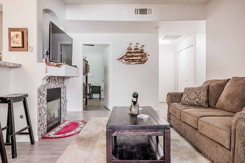 Furnished Finder property 561014_1 photo 7