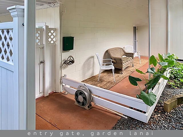 The garden lanai faces greenery and birdsong, keep dry outdoors even when it rains!