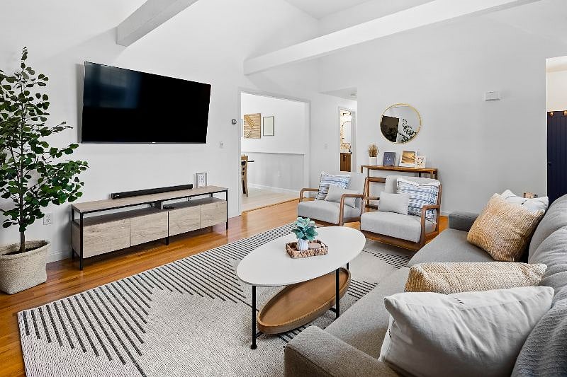 Furnished Finder property 561074_1 photo 3