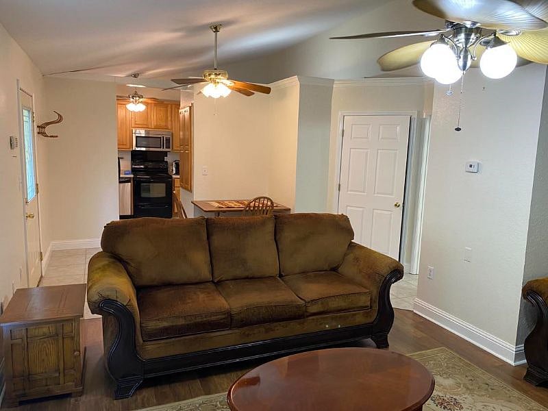 Furnished Finder property 561176_1 photo 13