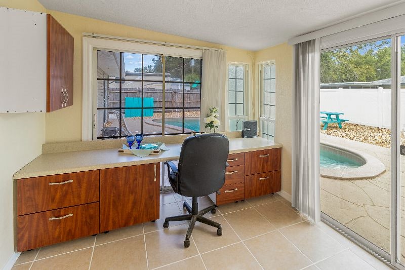Furnished Finder property 561195_1 photo 17