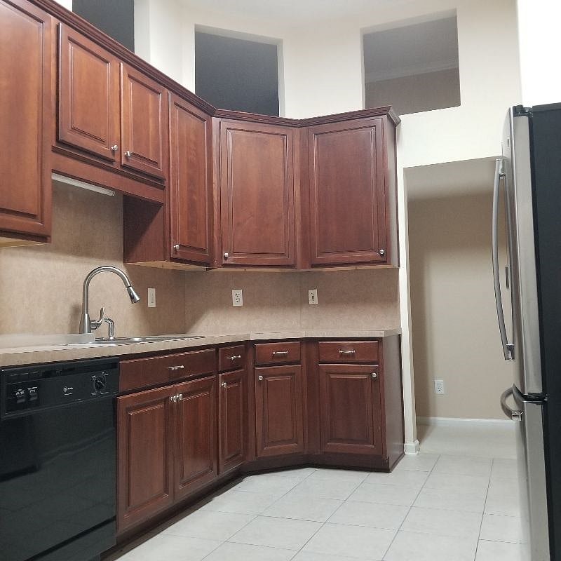 Furnished Finder property 561212_1 photo 15