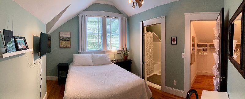 Queen bed is very comfortable. On risers to provide storage space underneath.