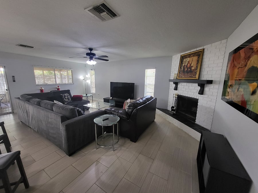 Furnished Finder property 561247_1 photo 3