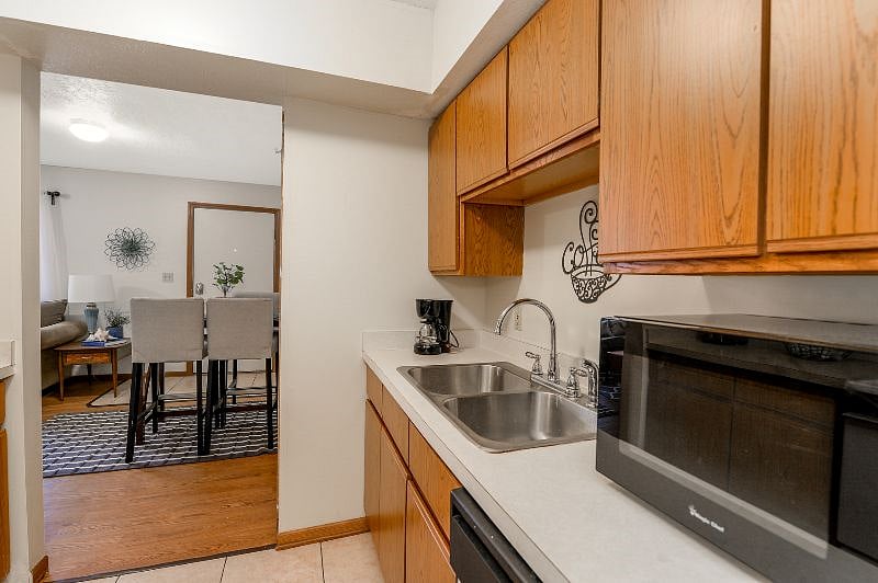 Furnished Finder property 561273_1 photo 13