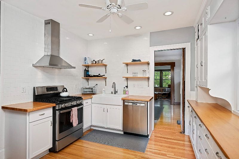 Furnished Finder property 561275_1 photo 3