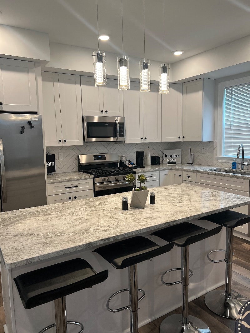 Furnished Finder property 561348_1 photo 3