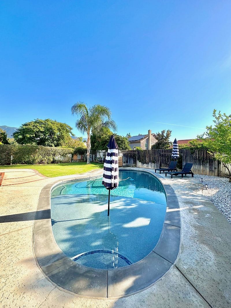 Furnished Finder property 561448_1 photo 36
