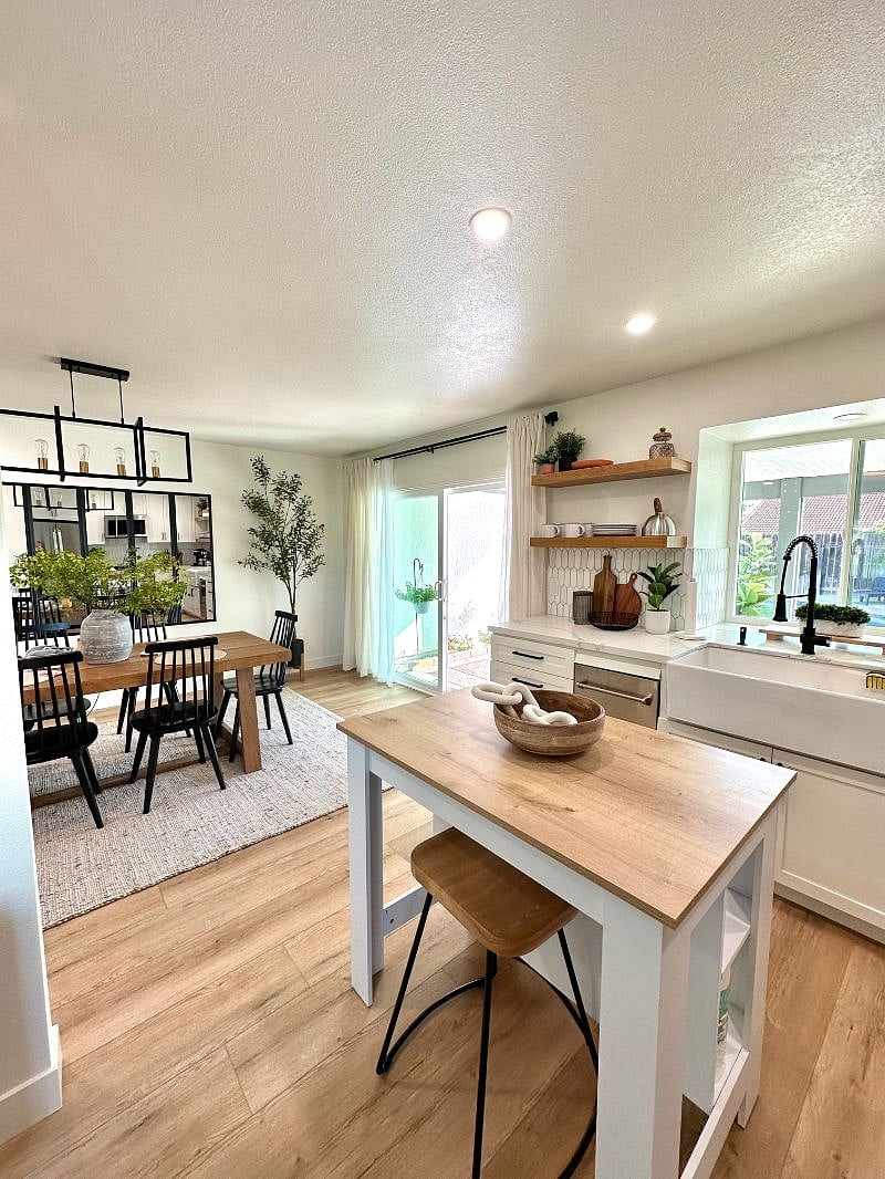 Furnished Finder property 561448_1 photo 7