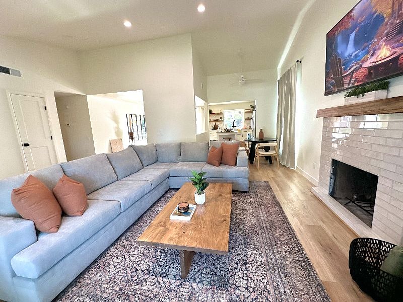 Furnished Finder property 561448_1 photo 17