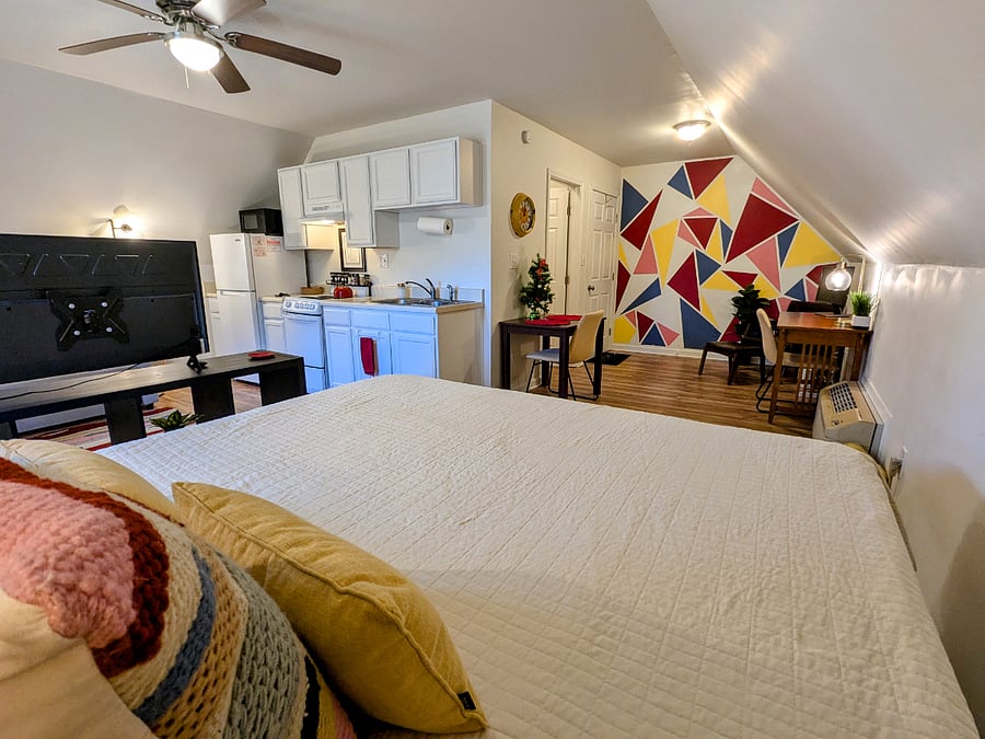 Furnished Finder property 561456_1 photo 20