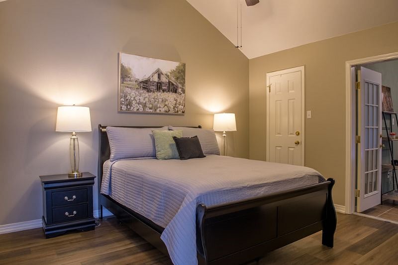 Furnished Finder property 561463_1 photo 14