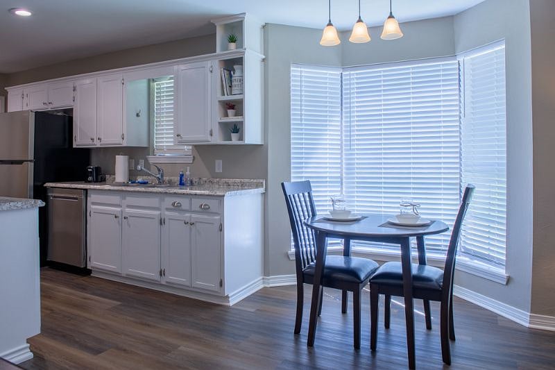 Furnished Finder property 561463_1 photo 7