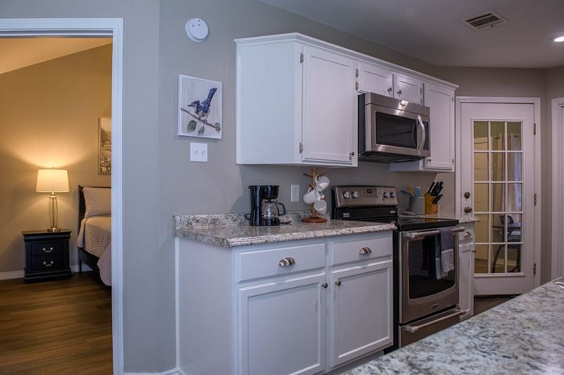 Furnished Finder property 561463_1 photo 9