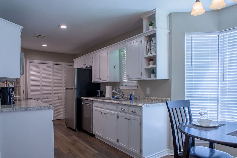 Furnished Finder property 561463_1 photo 10