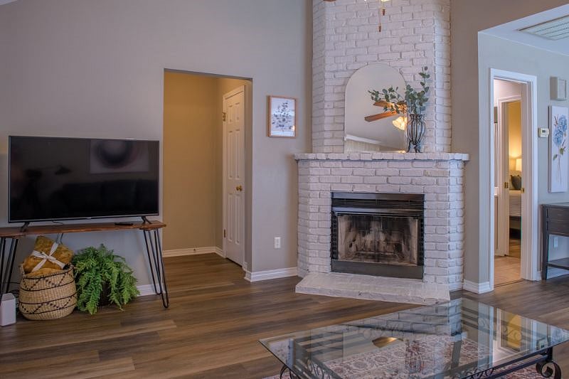 Furnished Finder property 561463_1 photo 4