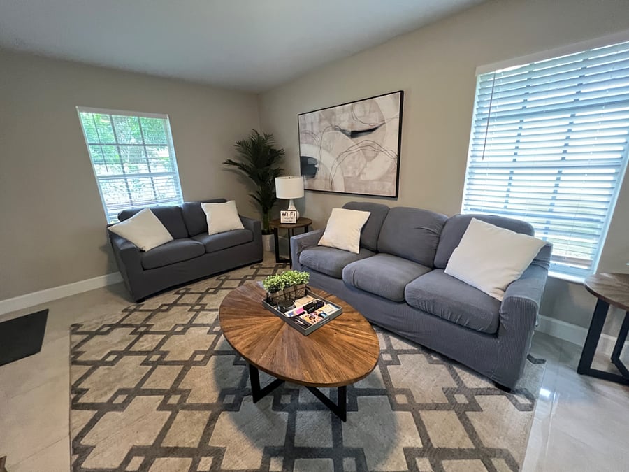 Furnished Finder property 561502_1 photo 3